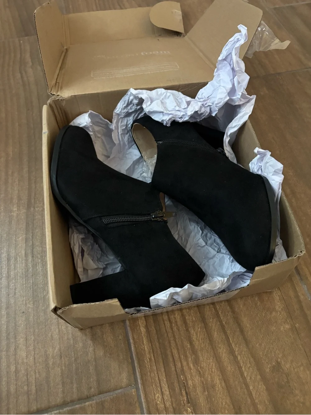 Journee Collection Women's Comfort Wide Width Sanzi Bootie